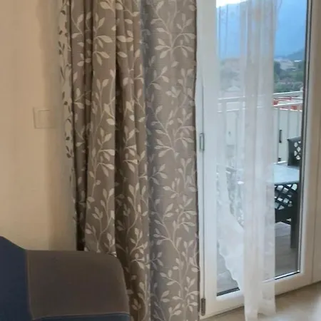 Maryam 4 Rooms Apartment